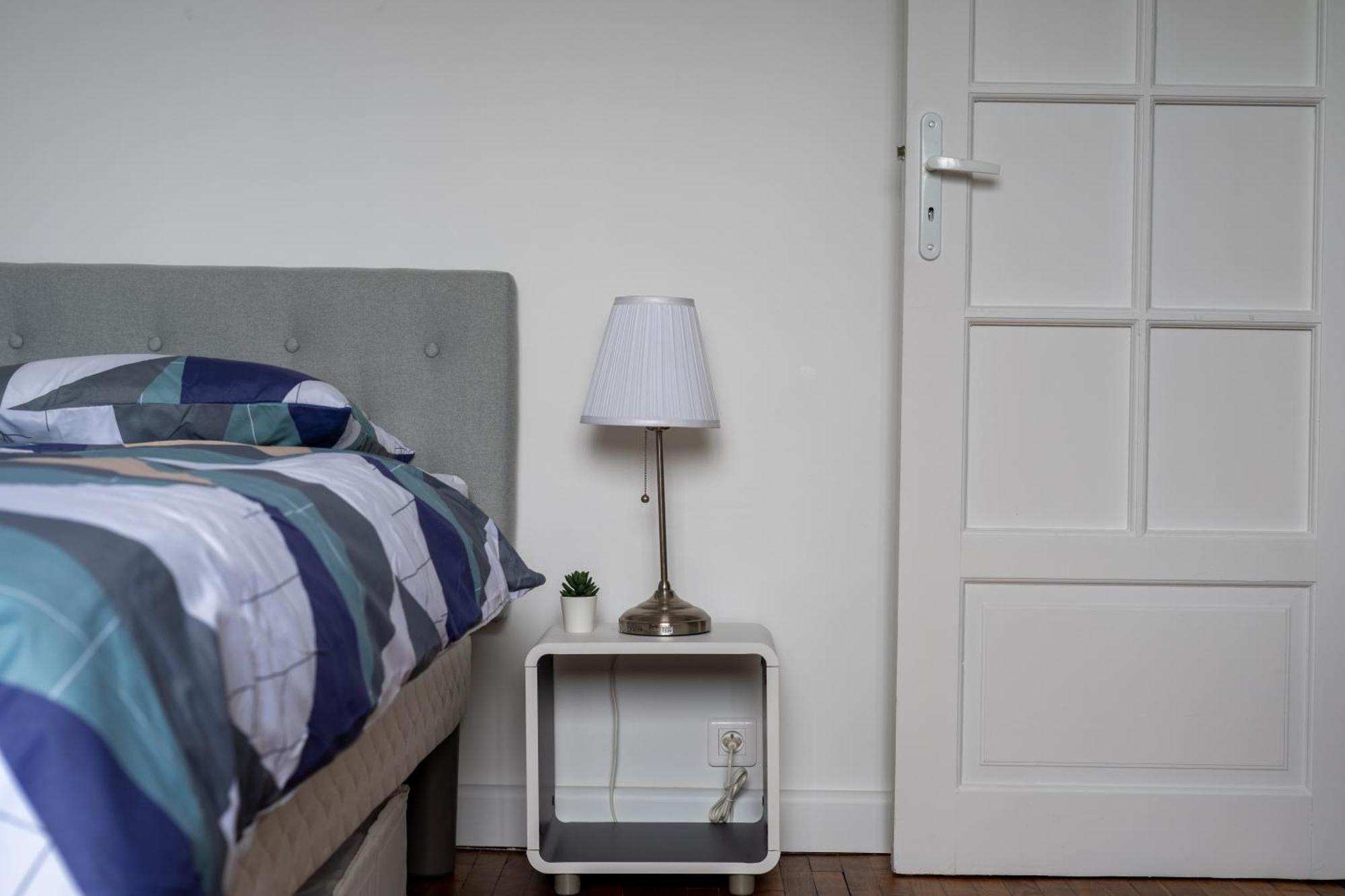 Charmant 2 Pieces Pour 4 Personnes A Courbevoie Apartment Ngoại thất bức ảnh